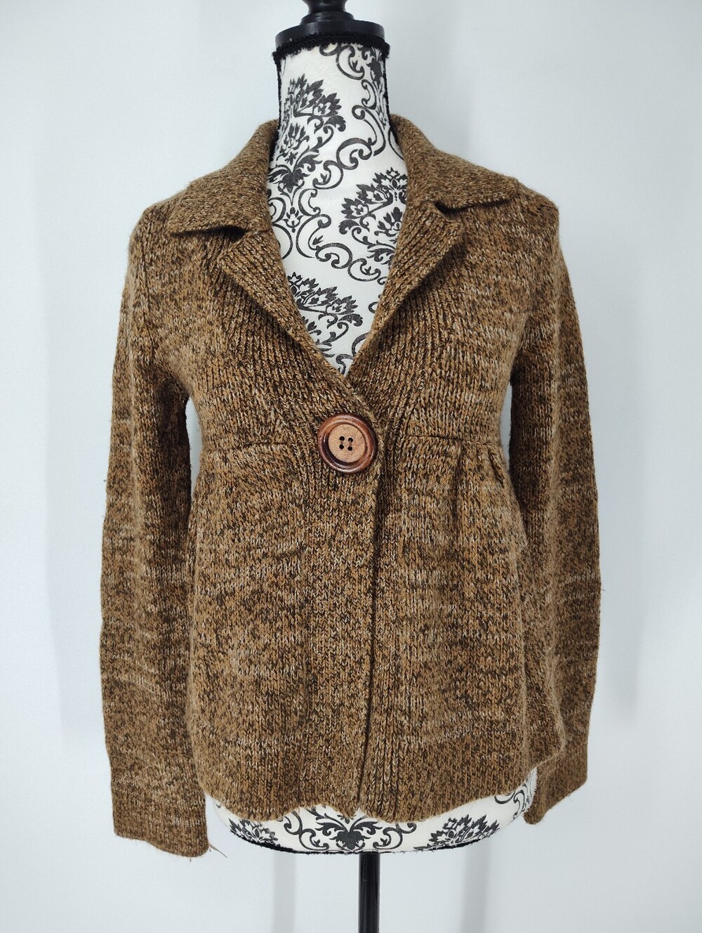 Kenji Women's Button-Front Brown Knit Cardigan with Notch Collar Size Medium